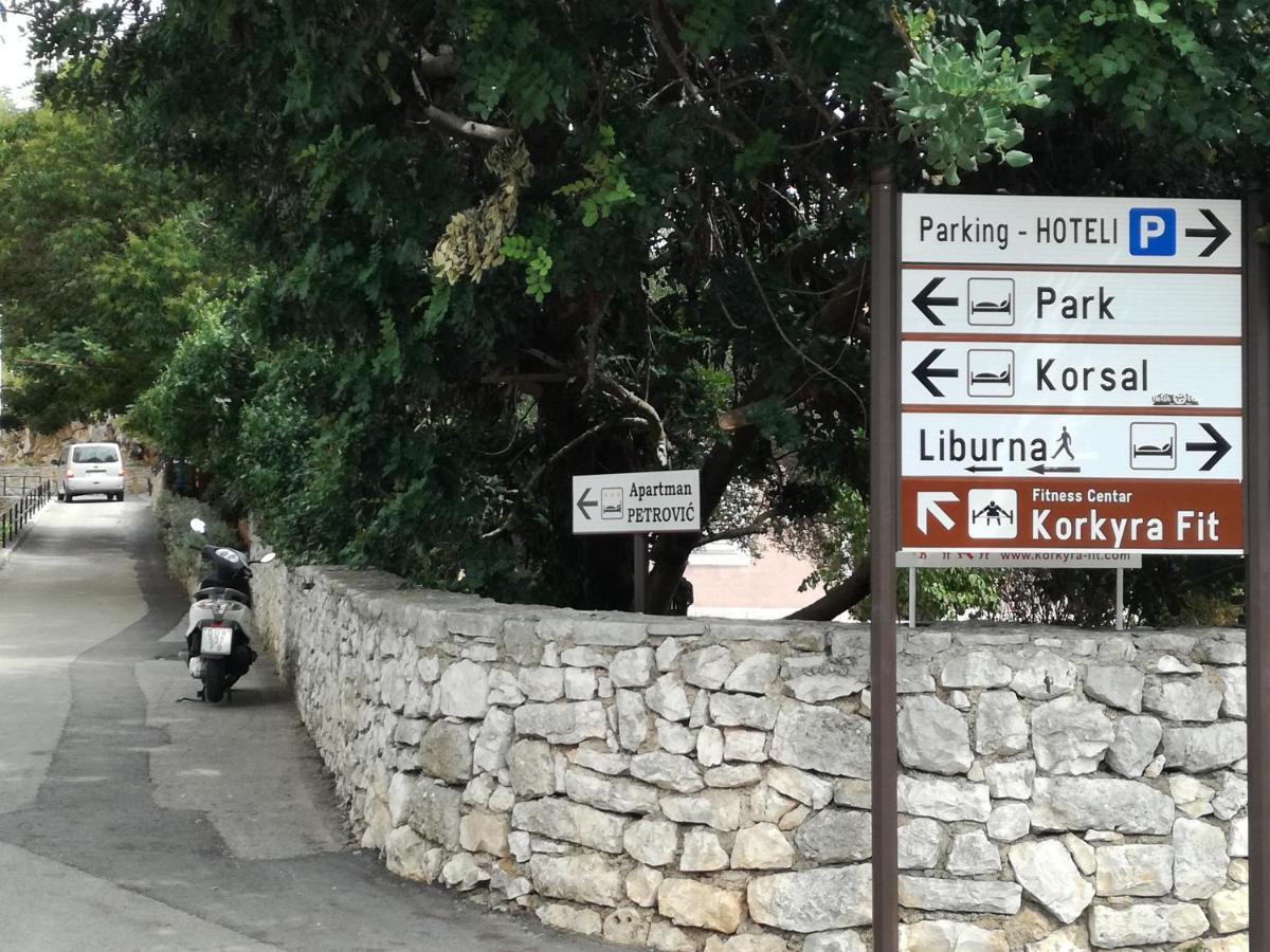 Apartment Petrovic Korčula Екстериор снимка