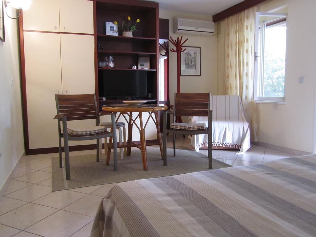 Apartment Petrovic Korčula Екстериор снимка